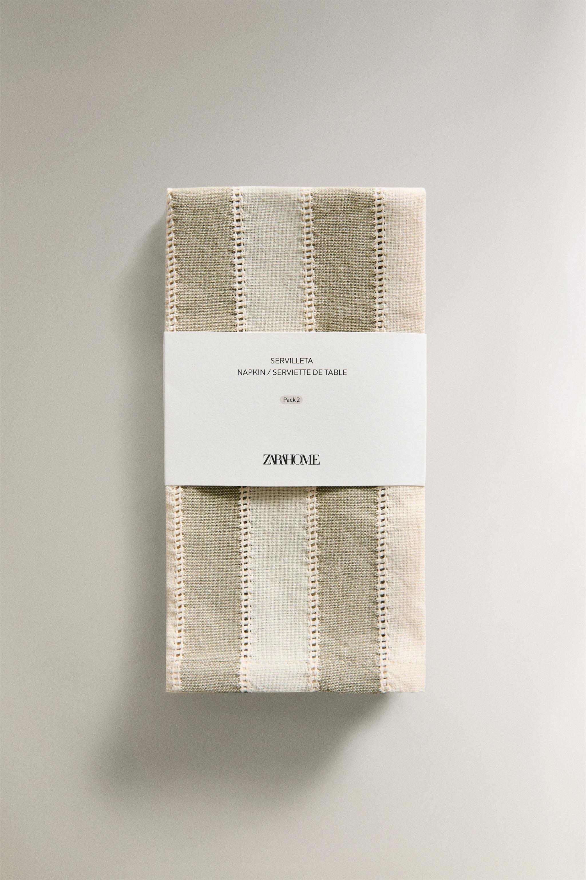 LOT DE SERVIETTES DE TABLE RAYURES ET DENTELLES (LOT DE 2)